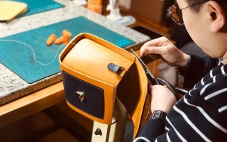 皮具运营短视频制作 手工皮具师靠勤奋就能年入30万？