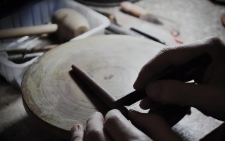 潮州短视频营销制作公司 电焊工学艺十年成制壶大师，作品一上市就被抢空